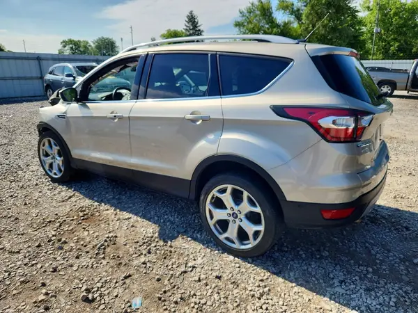 1FMCU9J93HUA91218 2017 FORD ESCAPE - Image 2