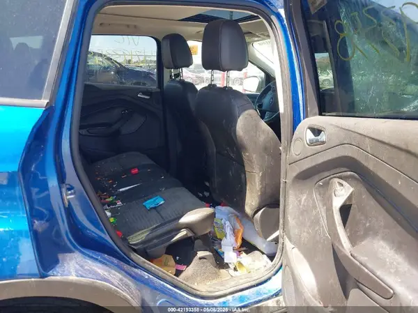 1FMCU9J93HUA93731 2017 FORD ESCAPE - Image 8