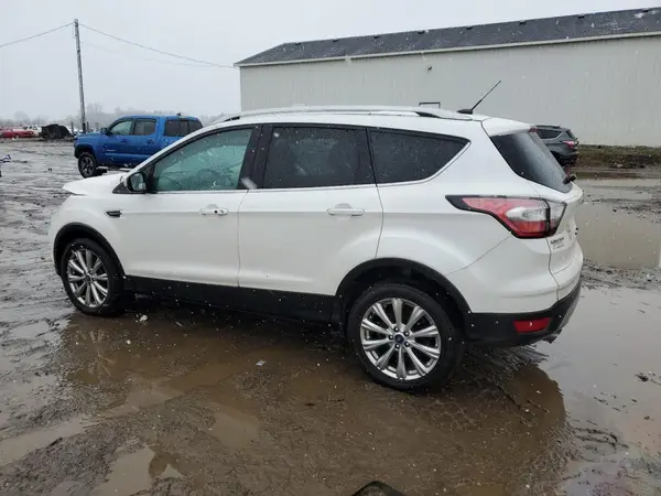 1FMCU9J93HUB00323 2017 FORD ESCAPE - Image 2