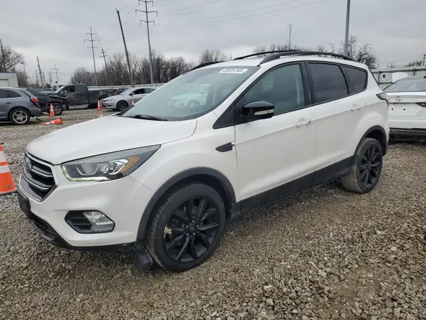1FMCU9J93HUB28090 2017 FORD ESCAPE - Image 1