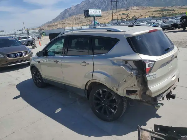 1FMCU9J93HUB62207 2017 FORD ESCAPE - Image 2