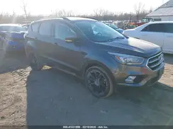 1FMCU9J93HUC93198 2017 FORD ESCAPE