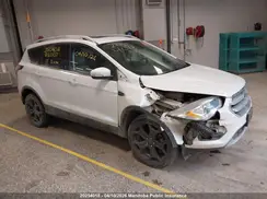 1FMCU9J93HUD31657 2017 FORD ESCAPE