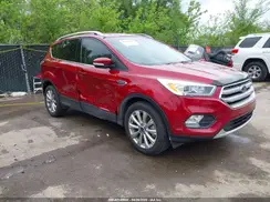 1FMCU9J93HUD53402 2017 FORD ESCAPE