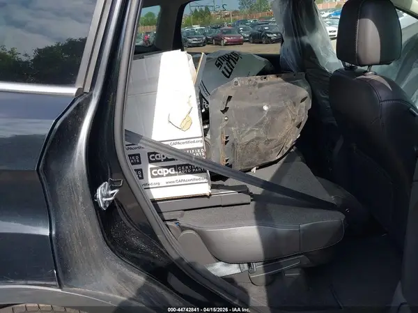 1FMCU9J93HUD55814 2017 FORD ESCAPE - Image 8