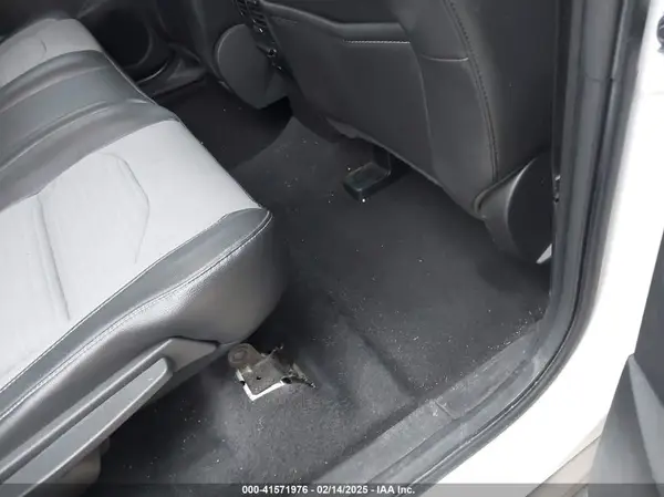1FMCU9J93HUD60303 2017 FORD ESCAPE - Image 8