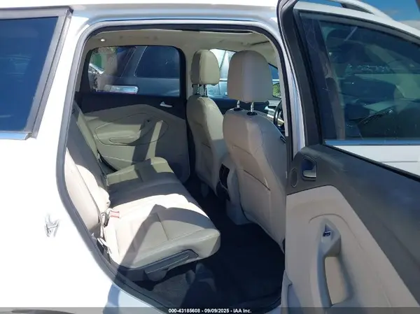 1FMCU9J93HUD64447 2017 FORD ESCAPE - Image 8
