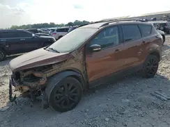 1FMCU9J93HUE00735 2017 FORD ESCAPE