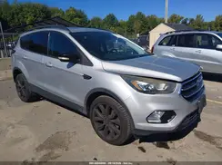 1FMCU9J93HUE28261 2017 FORD ESCAPE