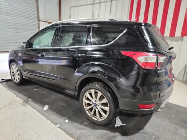 1FMCU9J93HUE82904 2017 FORD ESCAPE - Image 2