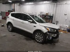1FMCU9J93HUF03590 2017 FORD ESCAPE