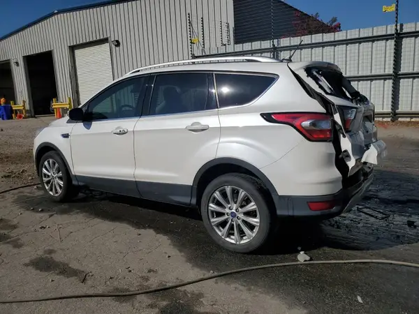 1FMCU9J93JUA22745 2018 FORD ESCAPE - Image 2