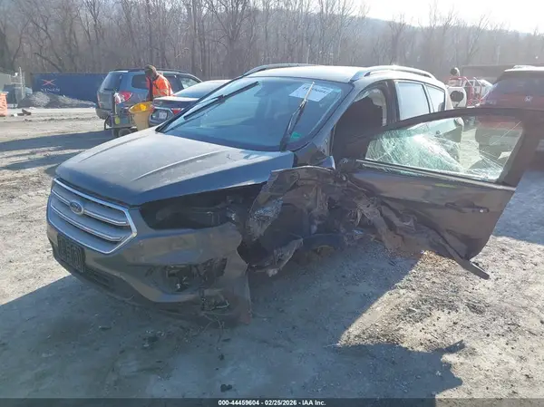 1FMCU9J93JUA88440 2018 FORD ESCAPE - Image 2