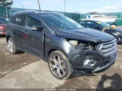 1FMCU9J93JUB23624 2018 FORD ESCAPE