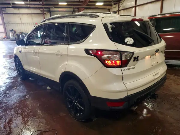 1FMCU9J93JUB62925 2018 FORD ESCAPE - Image 2
