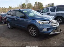 1FMCU9J93JUB77411 2018 FORD ESCAPE