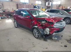 1FMCU9J93JUB99425 2018 FORD ESCAPE