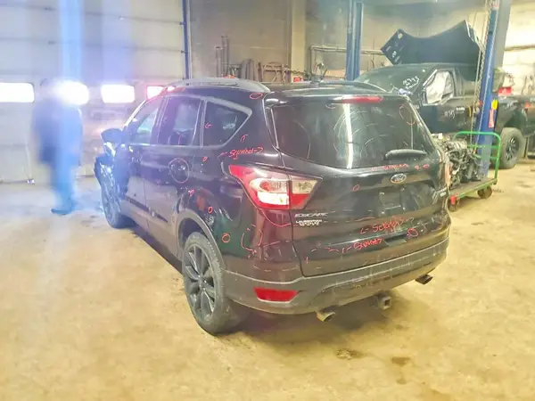 1FMCU9J93JUC21021 2018 FORD ESCAPE - Image 2