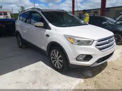 1FMCU9J93JUC63964 2018 FORD ESCAPE