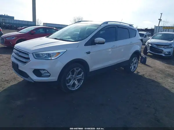 1FMCU9J93KUA00620 2019 FORD ESCAPE - Image 2