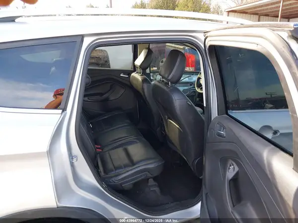 1FMCU9J93KUA15621 2019 FORD ESCAPE - Image 8