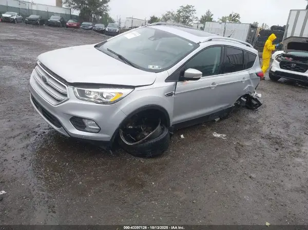 1FMCU9J93KUA28997 2019 FORD ESCAPE - Image 2