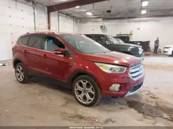 1FMCU9J93KUA98032 2019 FORD ESCAPE