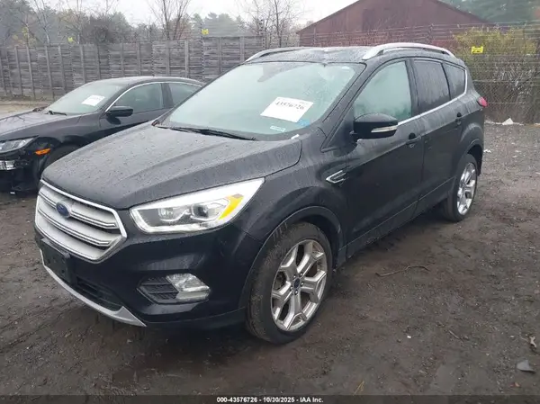 1FMCU9J93KUB18165 2019 FORD ESCAPE - Image 2