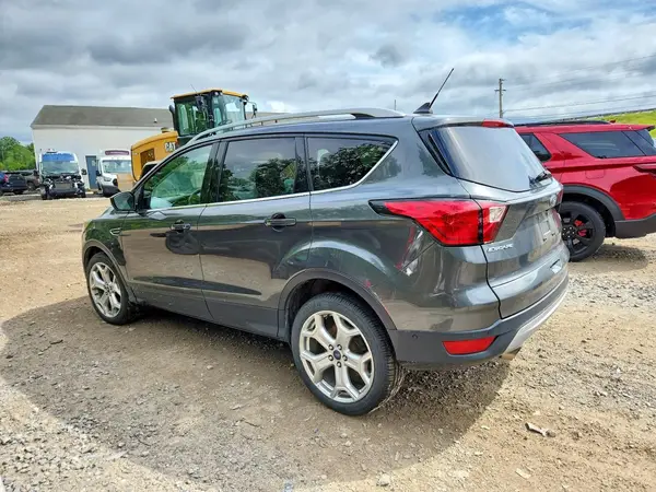 1FMCU9J93KUB23267 2019 FORD ESCAPE - Image 2