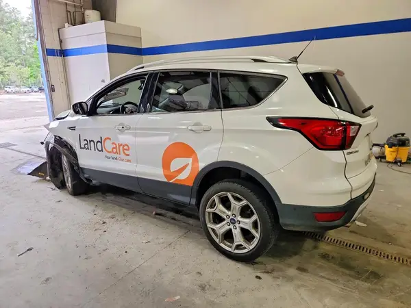 1FMCU9J93KUB36519 2019 FORD ESCAPE - Image 2