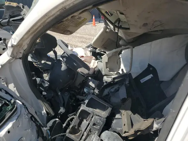 1FMCU9J93KUB60965 2019 FORD ESCAPE - Image 8