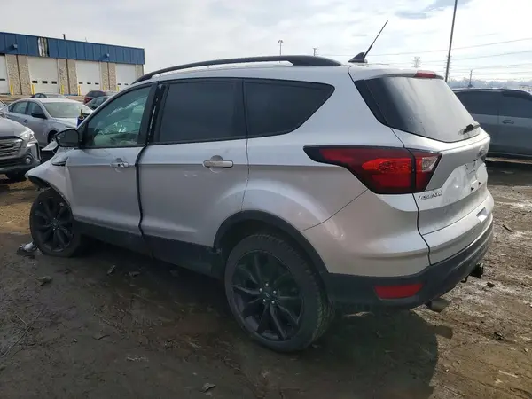 1FMCU9J93KUB89222 2019 FORD ESCAPE - Image 2