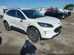 1FMCU9J93NUA54987 2022 FORD ESCAPE