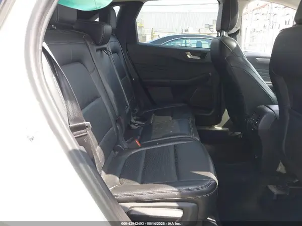 1FMCU9J93NUB38243 2022 FORD ESCAPE - Image 8