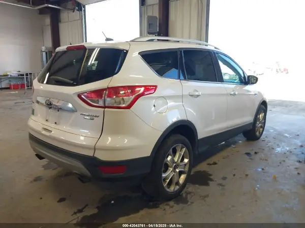 1FMCU9J94GUC28648 2016 FORD ESCAPE - Image 1