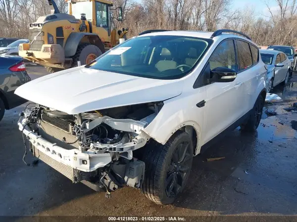 1FMCU9J94HUA03969 2017 FORD ESCAPE - Image 2