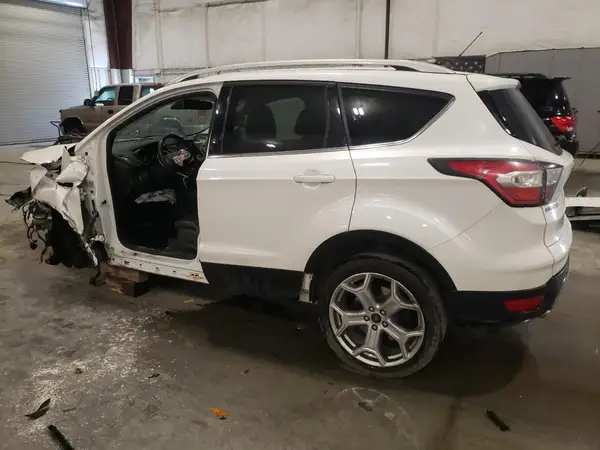1FMCU9J94HUA14552 2017 FORD ESCAPE - Image 2