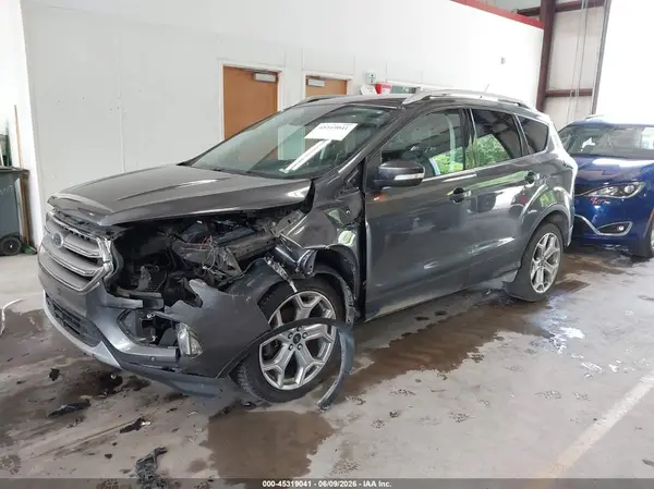 1FMCU9J94HUA56753 2017 FORD ESCAPE - Image 2