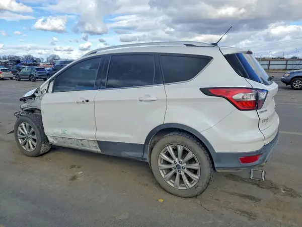 1FMCU9J94HUA62990 2017 FORD ESCAPE - Image 2
