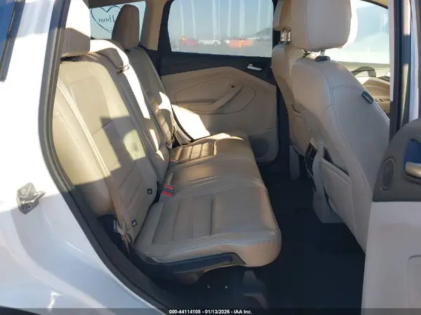 1FMCU9J94HUA95925 2017 FORD ESCAPE - Image 8