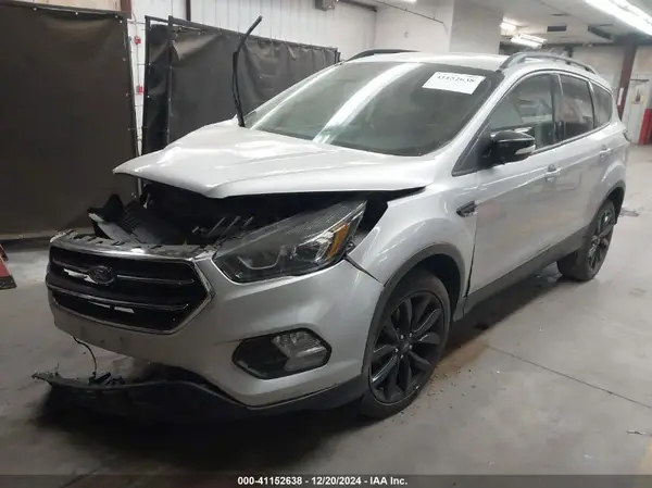 1FMCU9J94HUB10262 2017 FORD ESCAPE - Image 2