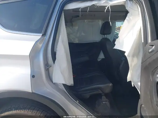 1FMCU9J94HUB43388 2017 FORD ESCAPE - Image 8