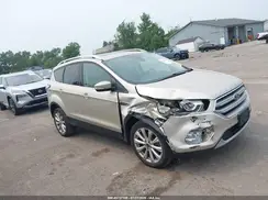 1FMCU9J94HUB65570 2017 FORD ESCAPE