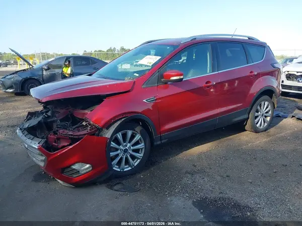 1FMCU9J94HUB66587 2017 FORD ESCAPE - Image 2