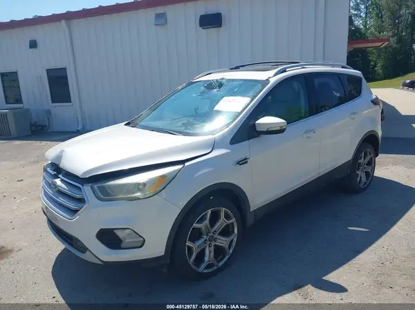 1FMCU9J94HUB85074 2017 FORD ESCAPE - Image 2
