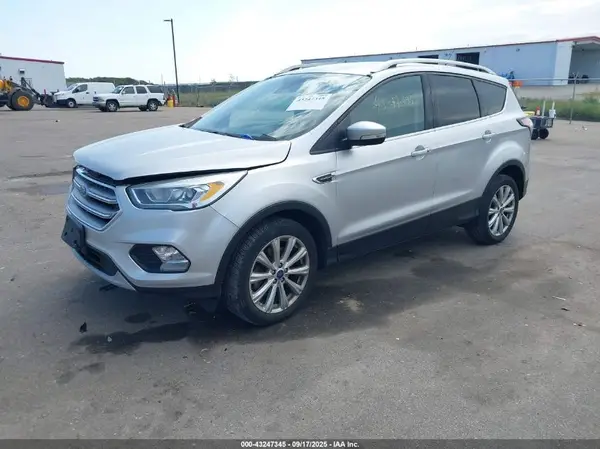 1FMCU9J94HUC11088 2017 FORD ESCAPE - Image 2