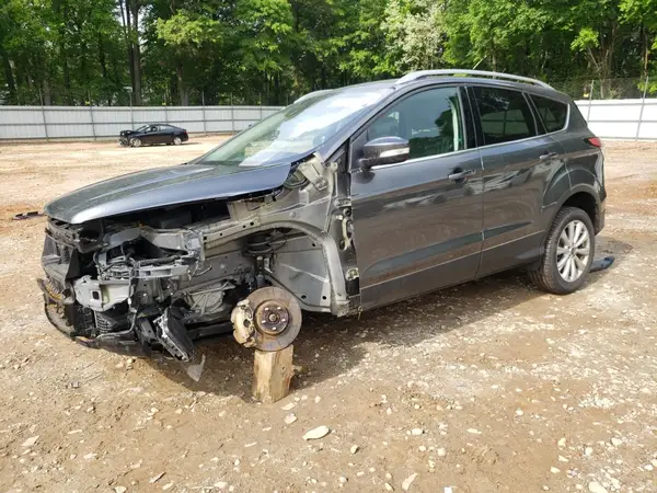1FMCU9J94HUC14444 2017 FORD ESCAPE - Image 1