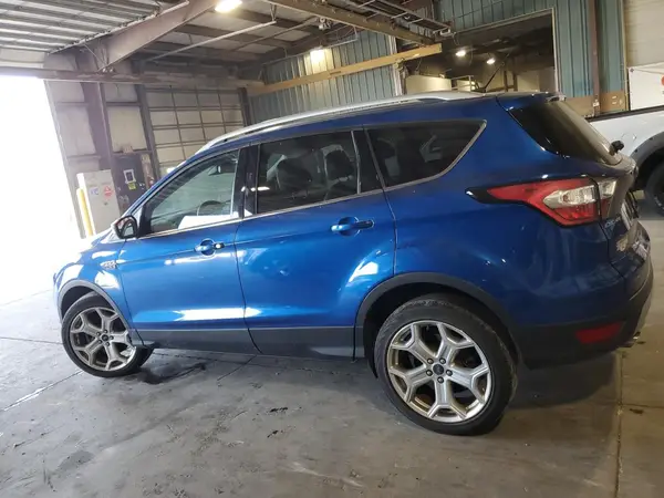1FMCU9J94HUC85210 2017 FORD ESCAPE - Image 2