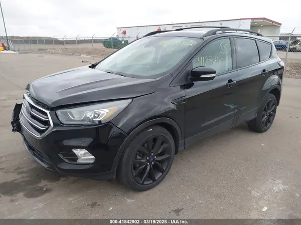 1FMCU9J94HUD20053 2017 FORD ESCAPE - Image 2