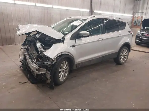 1FMCU9J94HUE35915 2017 FORD ESCAPE - Image 2